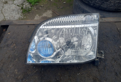 Ön sol fara-Nissan X-Trail