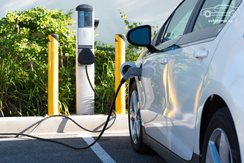Elektromobillər və xüsusiyyətləri – Batareyaları nə qədər təhlükəlidir?