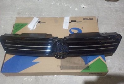 VW Jetta  radiator barmaqlığı