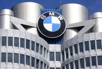 "BMW" ABŞ-də yüzminlərlə avtomobilini geri çağırır - ŞOK SƏBƏB