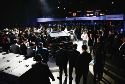Azərbaycana yeni BMW X5 gətirildi