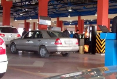 Yol polisindən "zapravkada" texniki baxış birkası alanlara xəbərdarlıq: QANUNSUZDUR