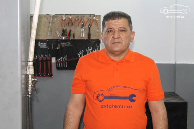 Vüqar Əhmədov