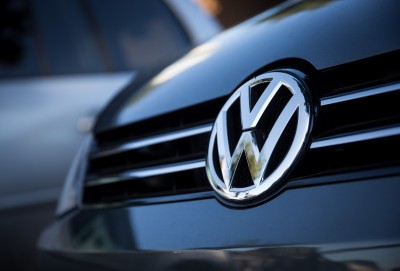 Ucuz Volkswagen Tharu satışda Toyota RAV4-ü ötüb keçdi