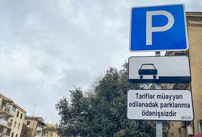 Bakıda “parklanma ödənişsizdir” lövhələri qoyuldu