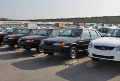Maşın bazarında ikinci əl avtomobillərin QİYMƏTLƏRİ