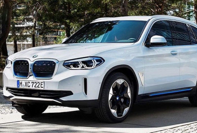 BMW iX3 modelinin ilk rəsmi şəkilləri peyda olub