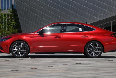 Uzunbazalı Hyundai Sonata debüt edib