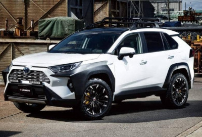 Toyota RAV4 üçün aqressiv tüninq dəsti hazırlayıblar