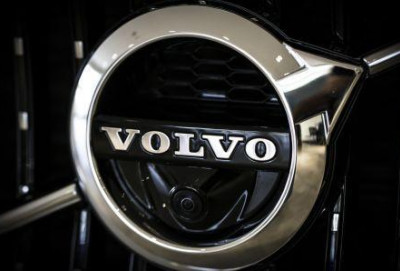 "Volvo" 2 milyondan çox avtomobili geri çağırıb