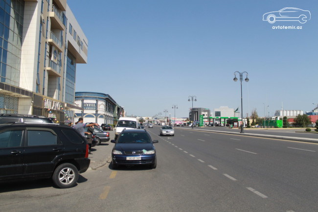 Xəzər Abuşov