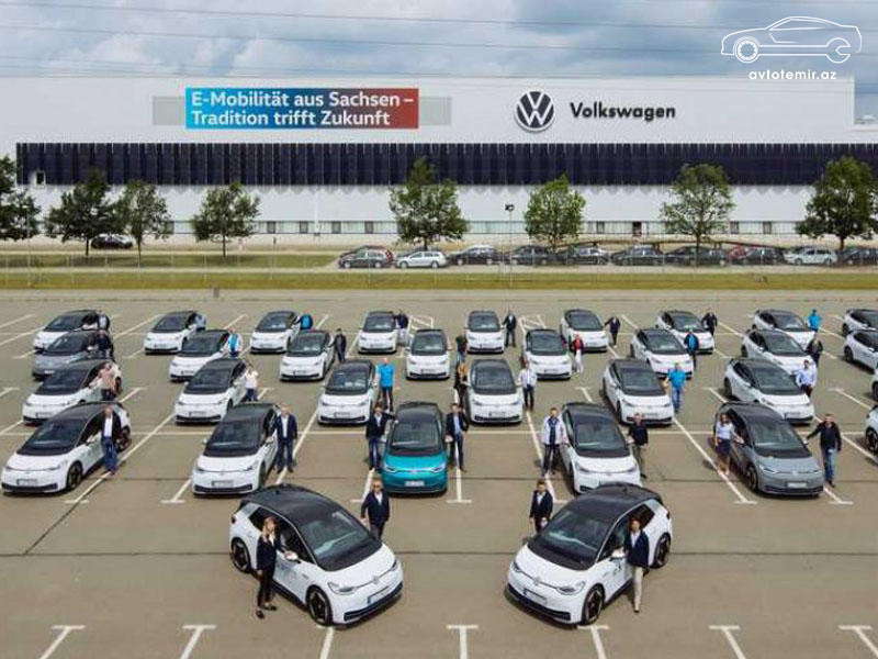 Volkswagen 150 ədəd ID.3 elektrokarını əməkdaşlarına verib