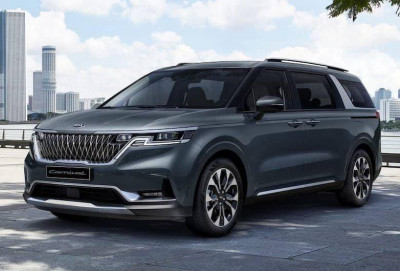 Kia şirkəti yeni Carnival modelinin ön panelini nümayiş etdirib