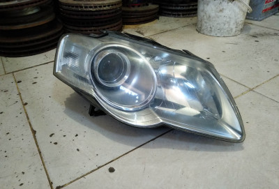 Sağ fara Passat B6 Original