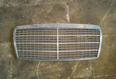 Radiator barmaqlığı - W124 - ORG