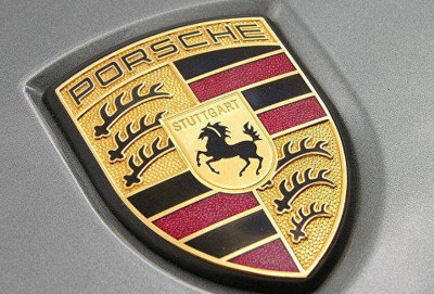 “Porsche” 400-dən çox avtomobili geri çağırır
