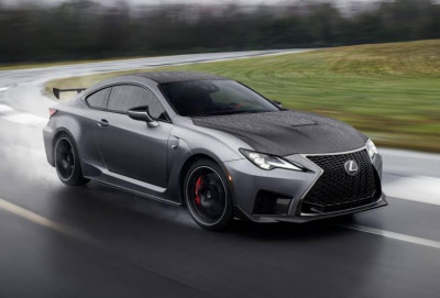 Lexus RC F kupesinin Fuji Speedway avtodromuna həsr edilmiş versiyasını hazırlayıb