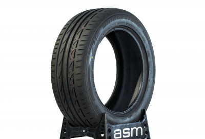 Bridgestone Potenza S001