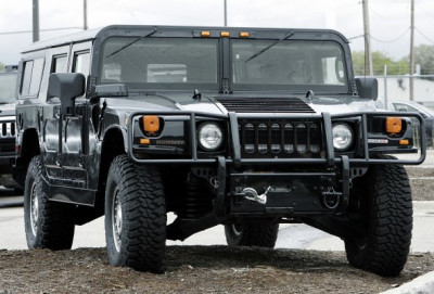 Maşın bazarında 15 min AZN-ə Hummer satılır - QİYMƏTLƏR