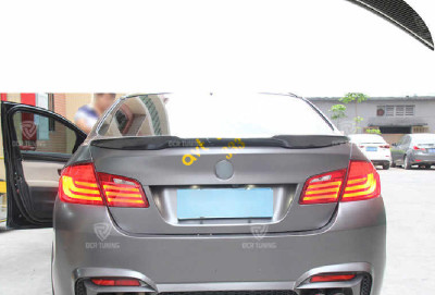M4 arxa spoiler
