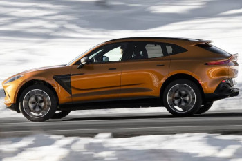 Aston Martinin yeni modeli qoşulan hibrid olacaq
