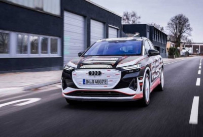 Audi yeni modelinin görüntülərini təqdim edib