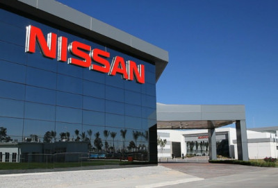 “Nissan” “Daimler”dəki hissəsini satıb