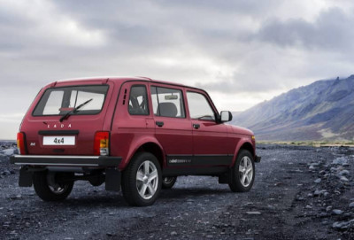 Beşqapılı "Niva Legend" modelinin istehsalı dayandırıla bilər