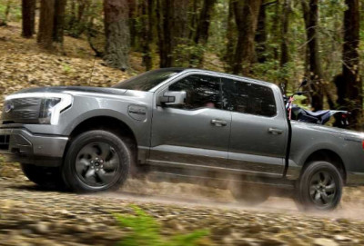 Ford yeni modelini təqdim edib