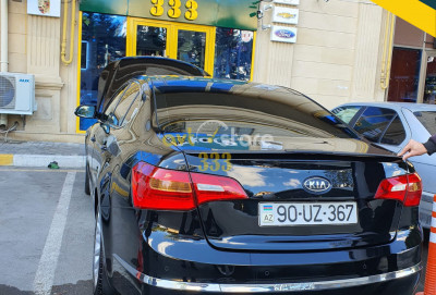 Kia Cadenza Spoiler