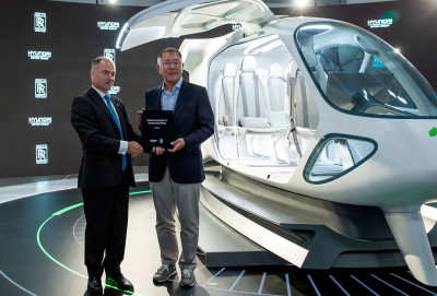 Hyundai və Rolls-Royce Holdings uçan avtomobil yaratmaq üçün birləşirlər.