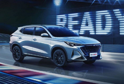 Changan-ın "prestijli krossoverlər" xətti tezliklə qeyri-adi interyerə malik daha bir krossoverlə genişlənəcək.
